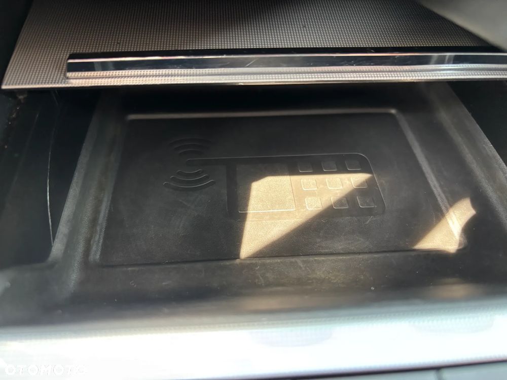 Skoda Octavia 2.0 TDI DSG Ambition - 28