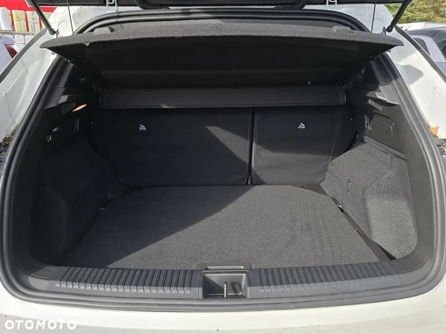 Renault Austral 1.2 E-Tech Full Hybrid 200 Techno MMT - 9