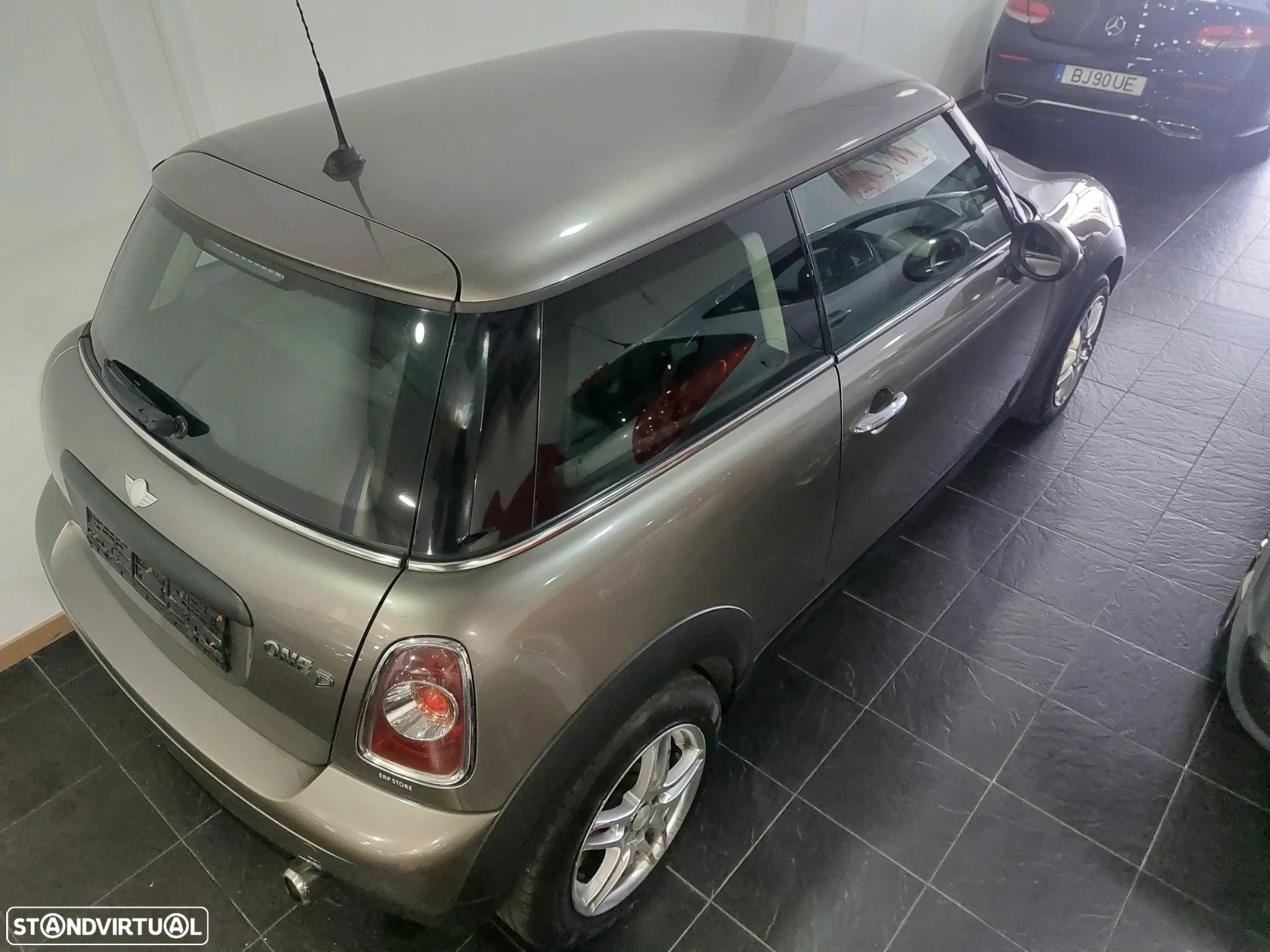 MINI 3 Portas One D - 5