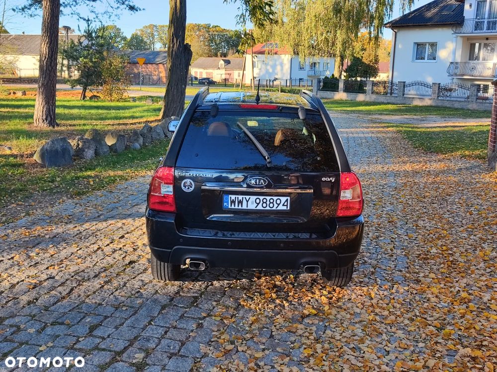 Kia Sportage 2.0 CRDI 2WD Champ - 11