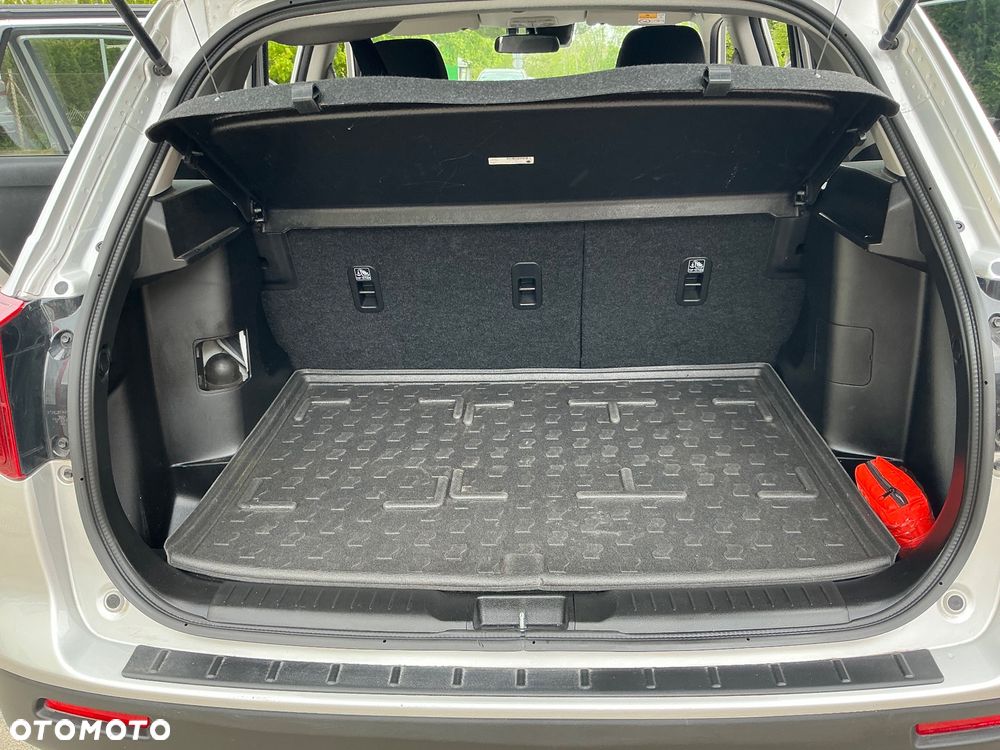Suzuki Vitara 1.0 Boosterjet Premium 2WD - 6
