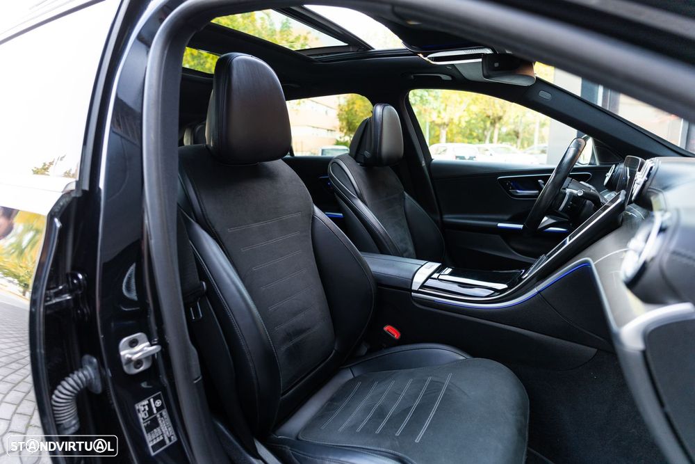 Mercedes-Benz C 300 e AMG Line - 27