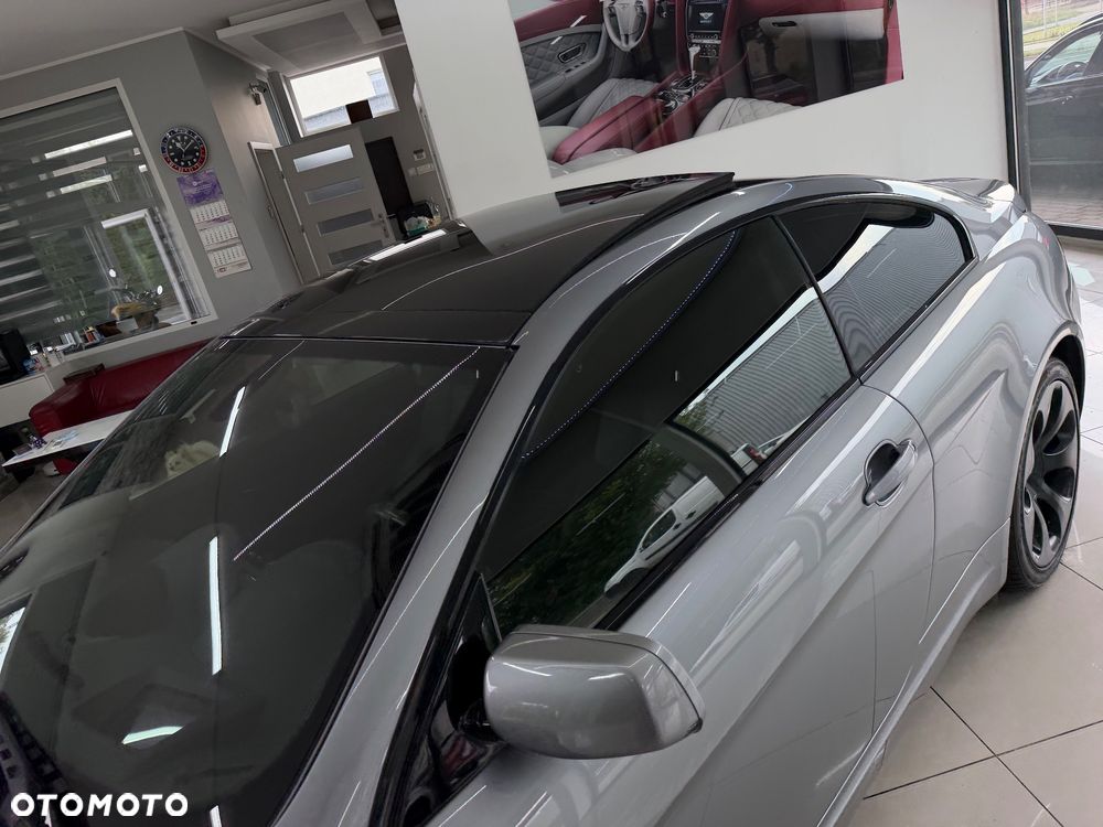 BMW Seria 6 650 i - 12