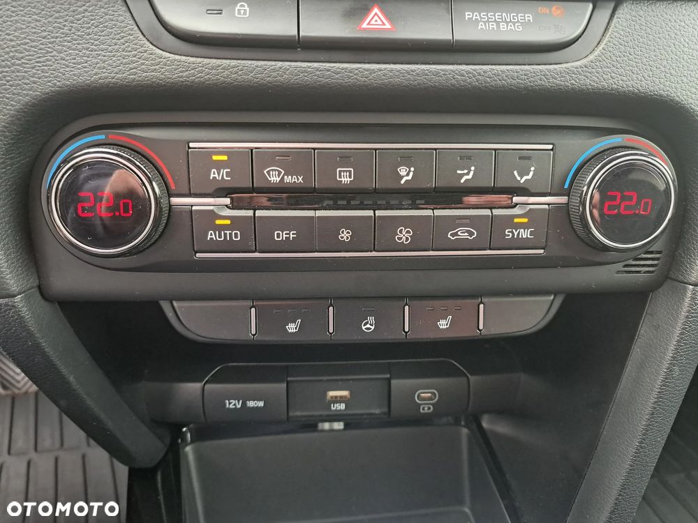 Kia Ceed 1.5 T-GDI M - 17