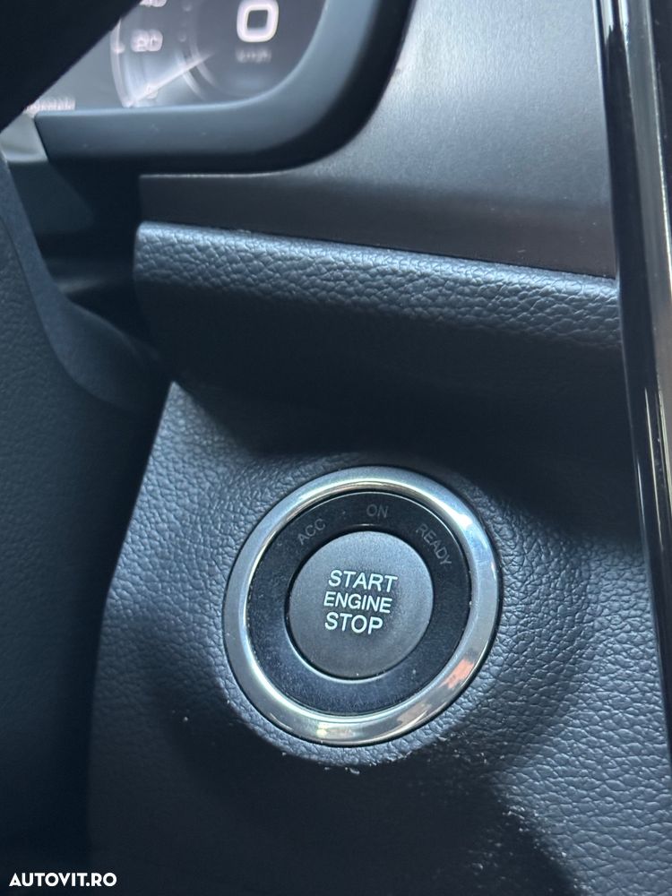 SsangYong Tivoli - 19