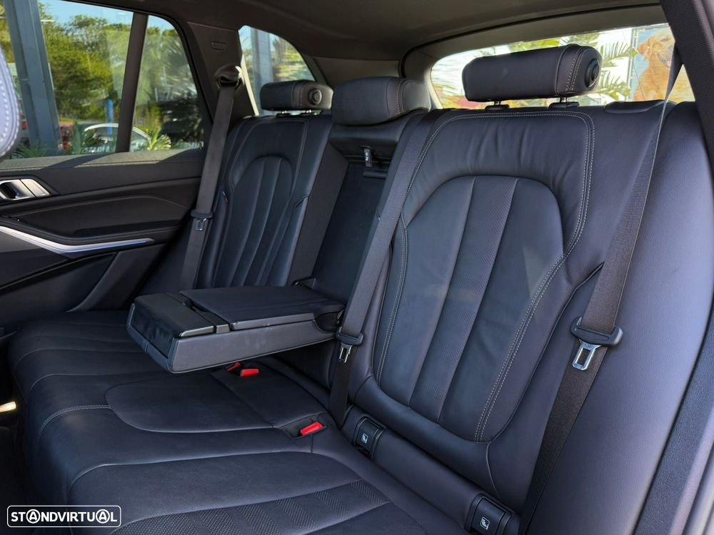BMW X5 45 e xDrive Pack M - 25