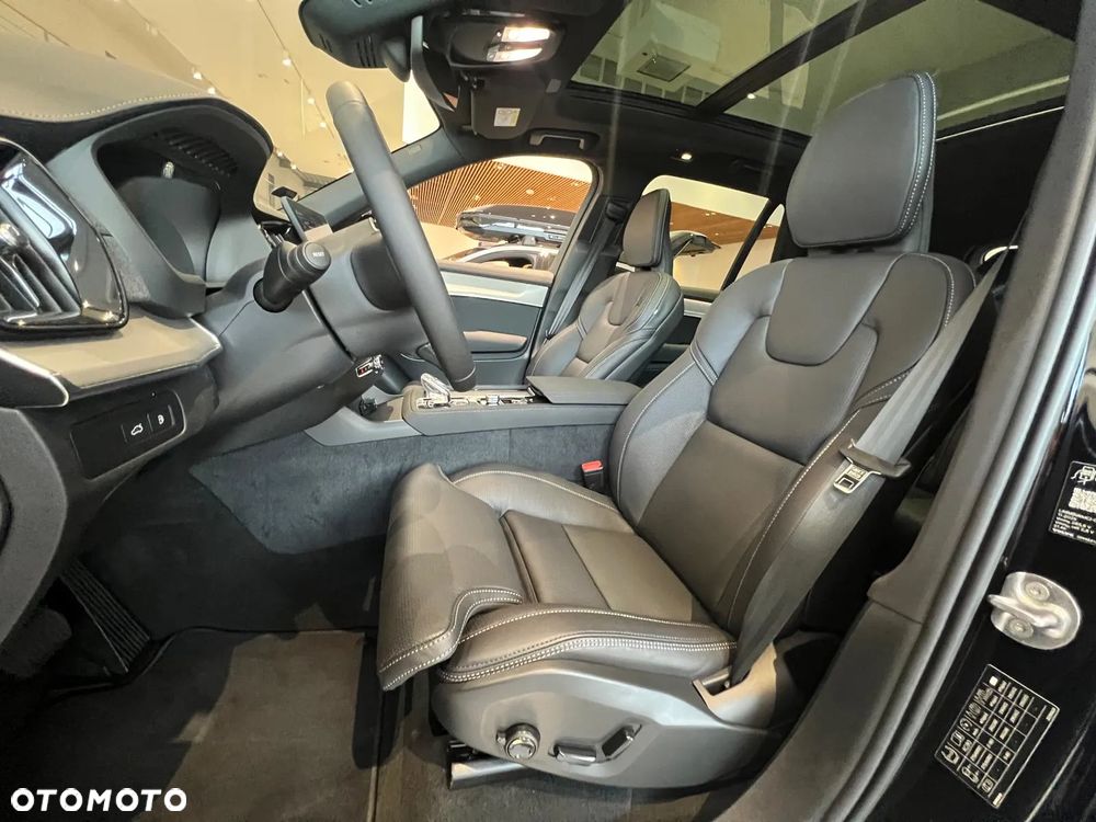 Volvo XC 90 T8 AWD Plug-In Hybrid Ultra Black Edition 7os - 19