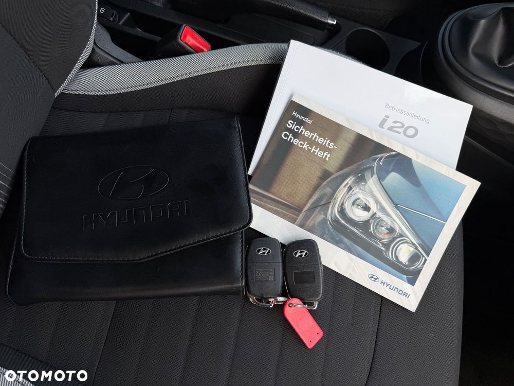 Hyundai i10 1.0 EDITION 30 - 35