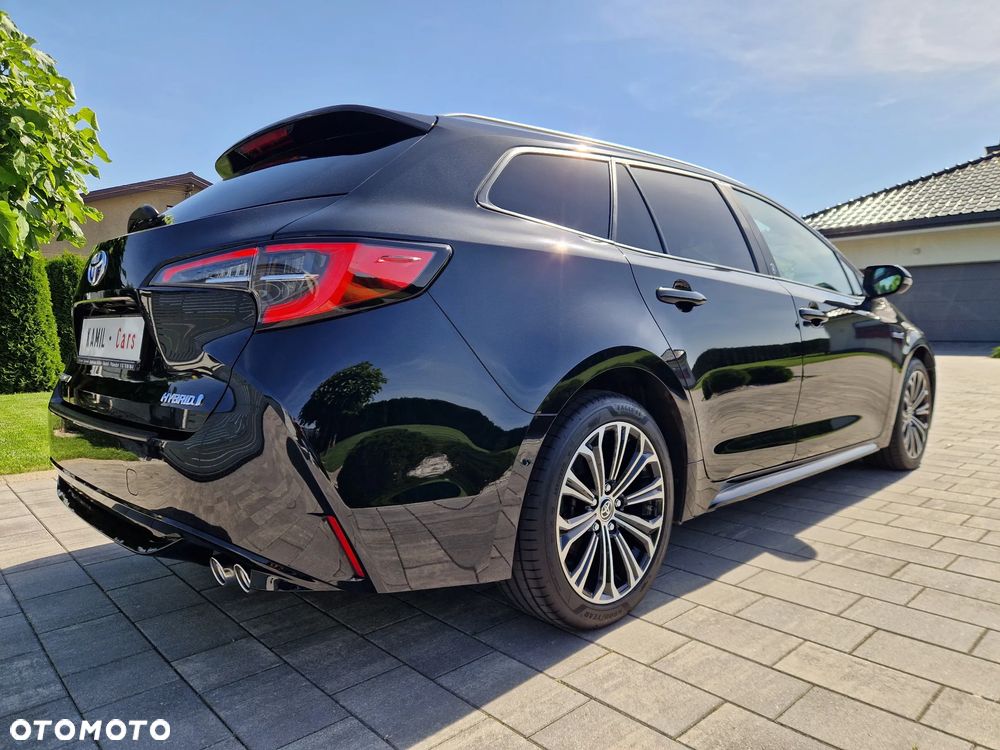 Toyota Corolla 2.0 Hybrid Executive - 8