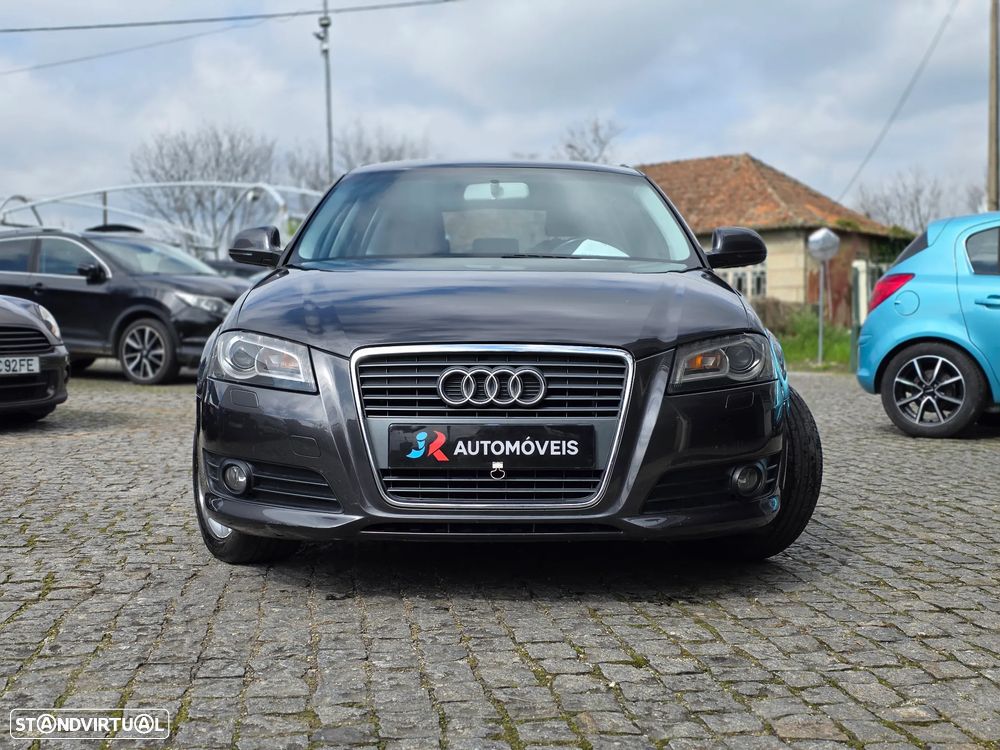 Audi A3 Sportback 2.0 TDi Attraction - 2