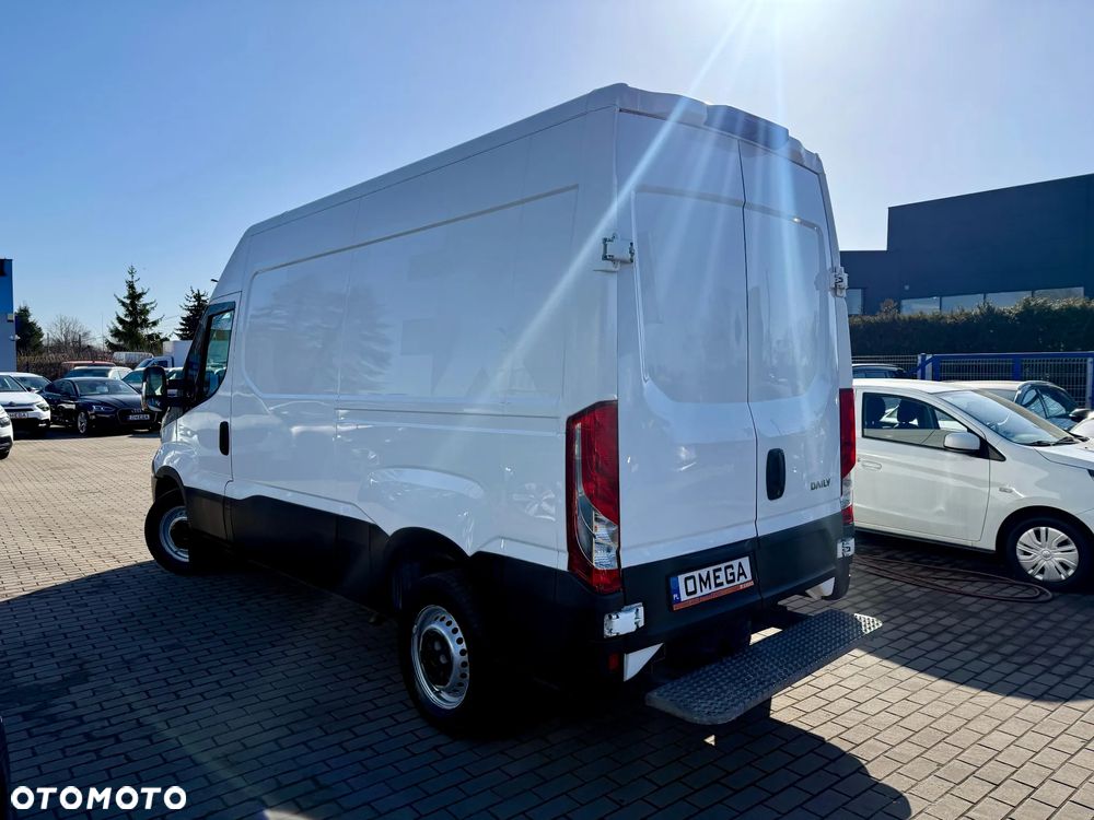 Iveco DAILY 35S12V 2,3 352 H2 - 4