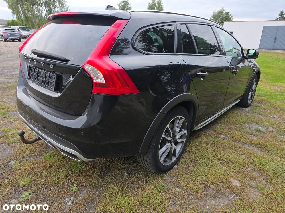 Volvo V60 Cross Country D3 Summum - 5