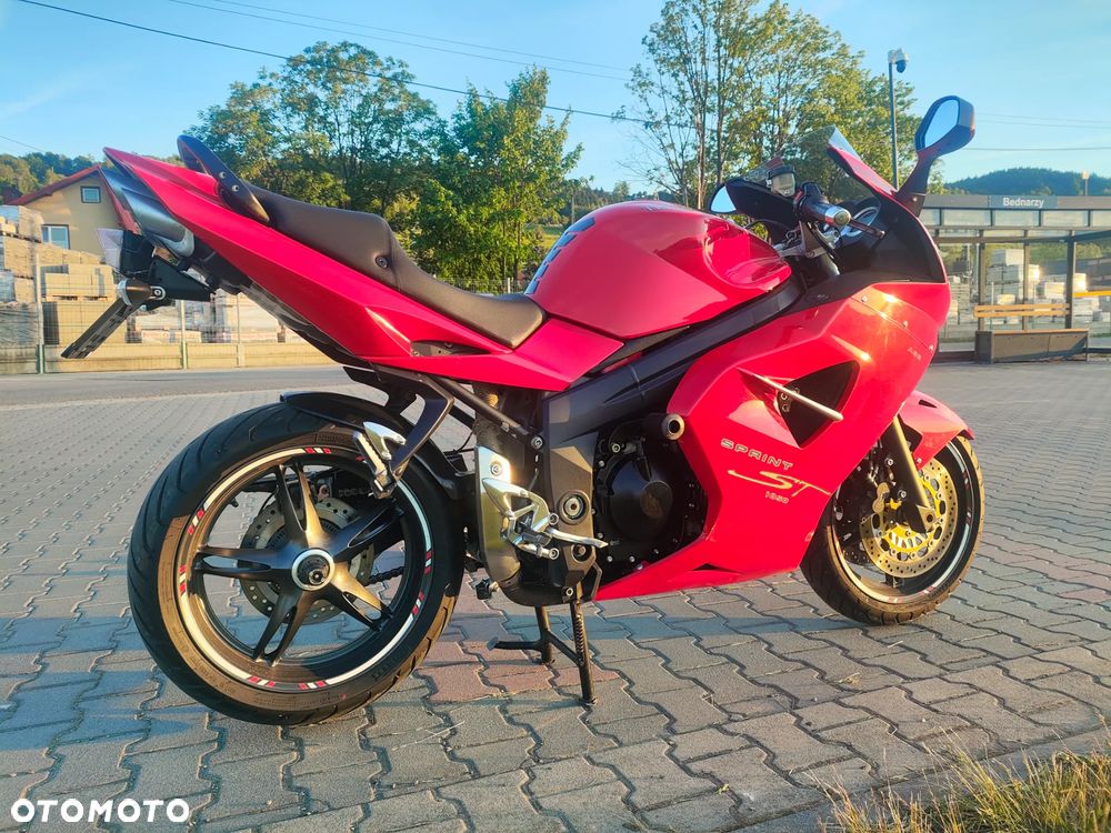 Triumph Sprint - 3