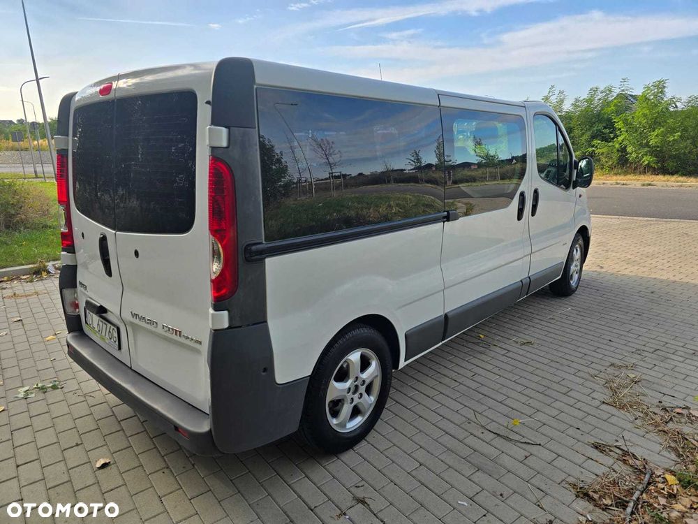 Opel Vivaro - 2