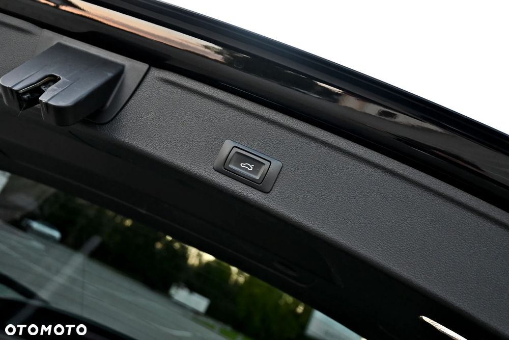 Audi A4 Avant 2.0 TDI S tronic quattro design - 37
