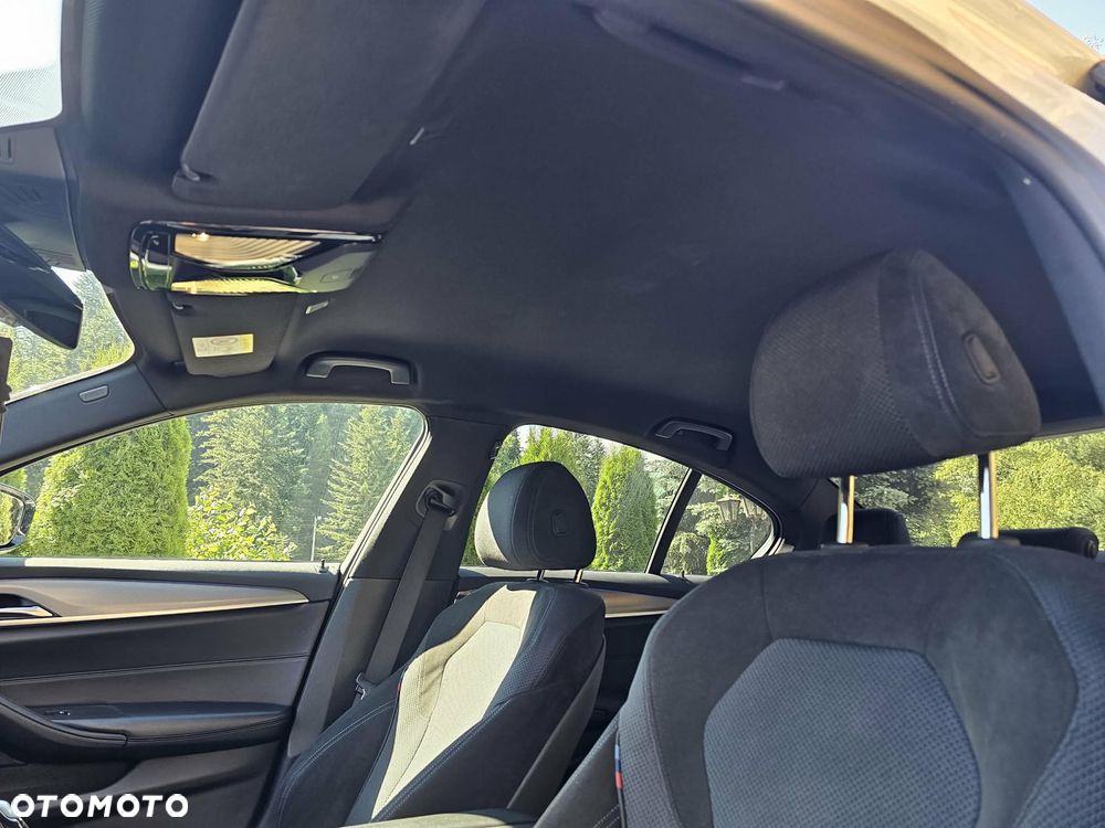 BMW Seria 5 540i xDrive M Sport sport - 33