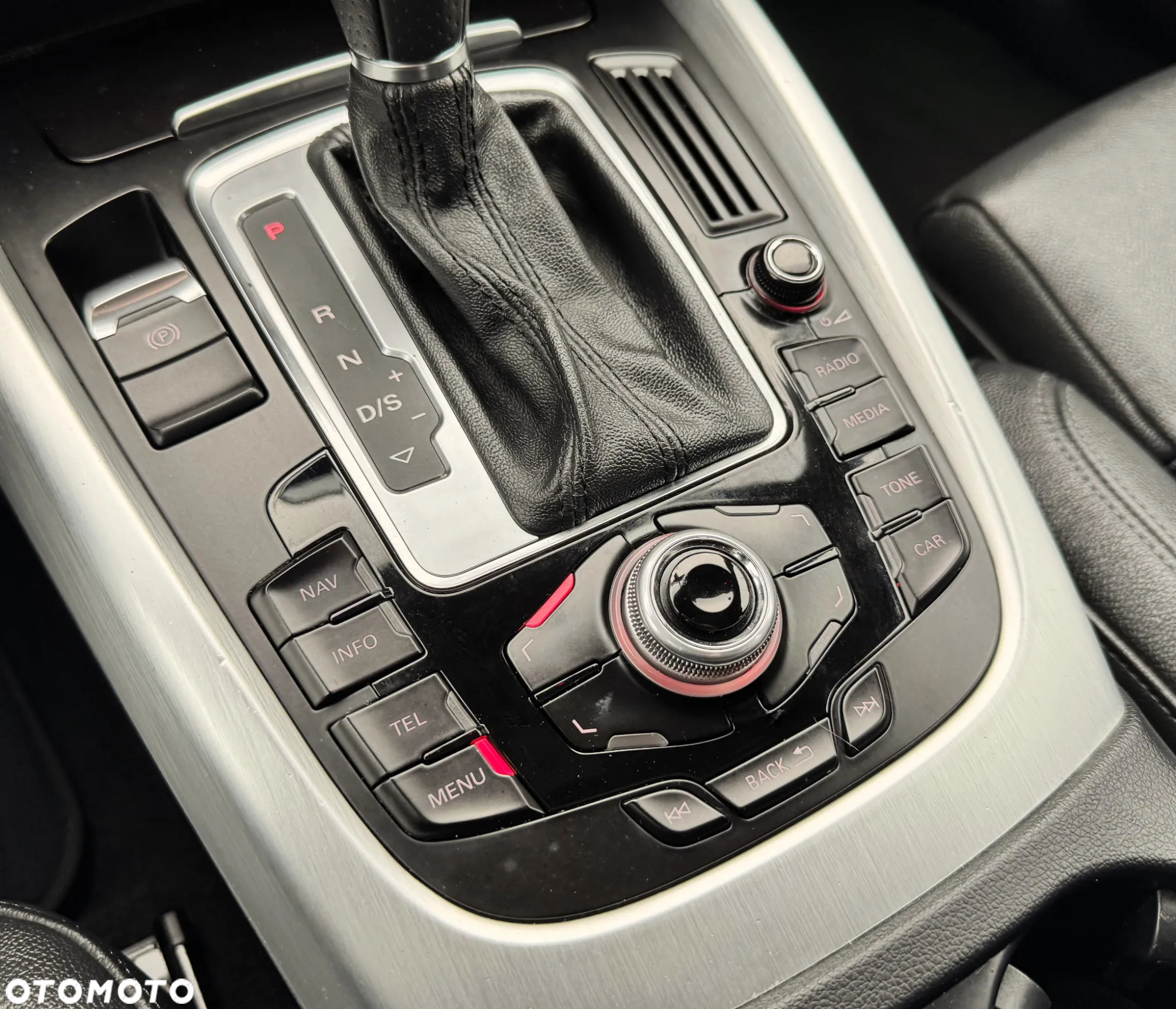 Audi Q5 2.0 TFSI Hybrid Quattro Tiptronic - 29