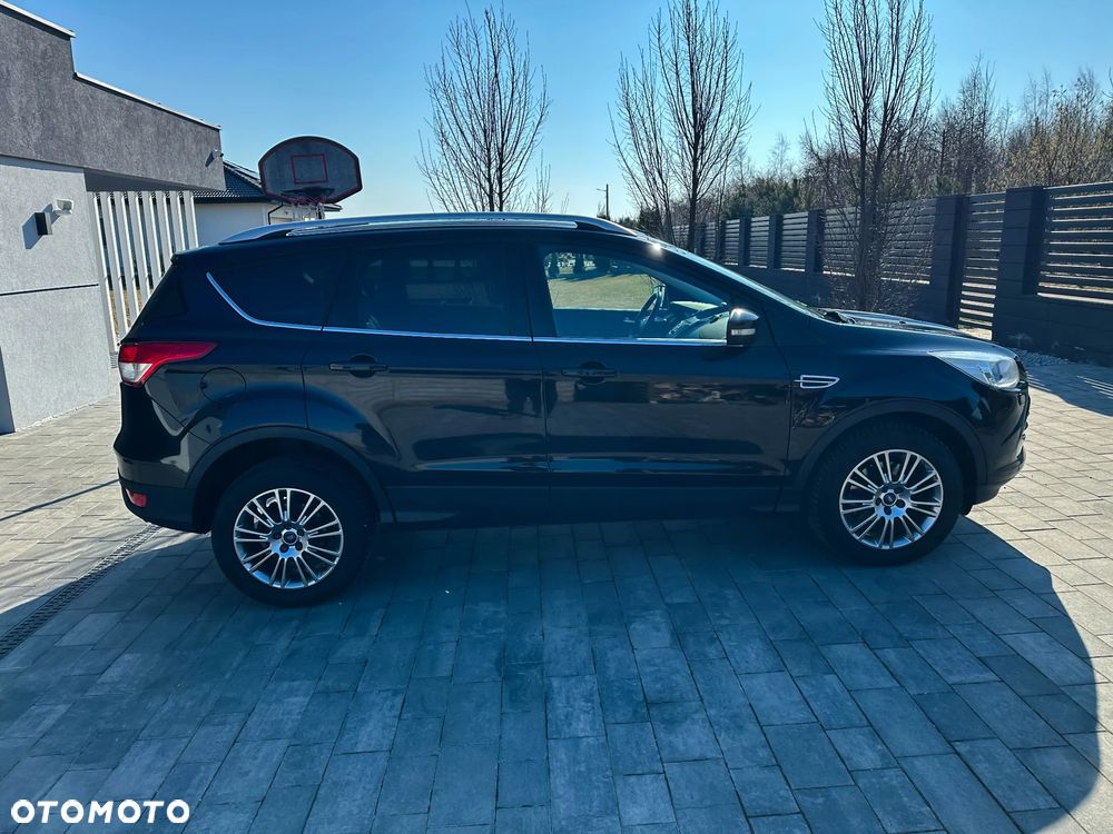 Ford Kuga - 12