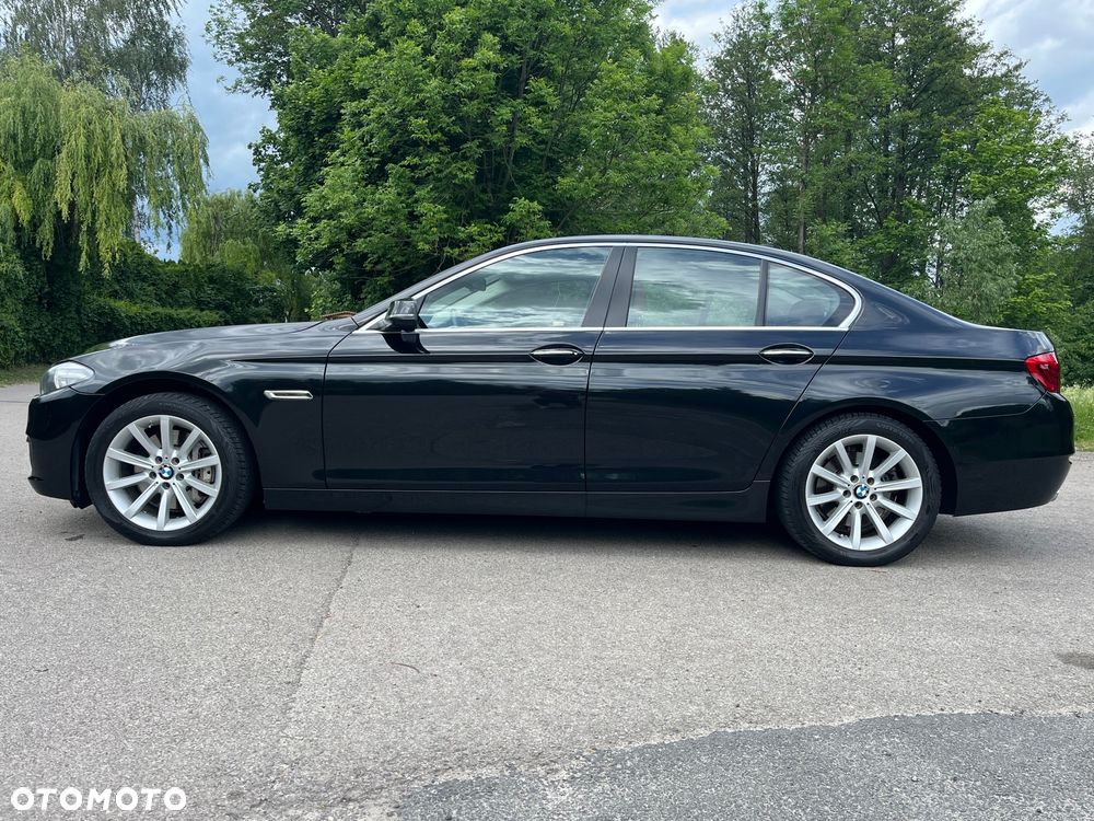 BMW Seria 5 535i xDrive - 4