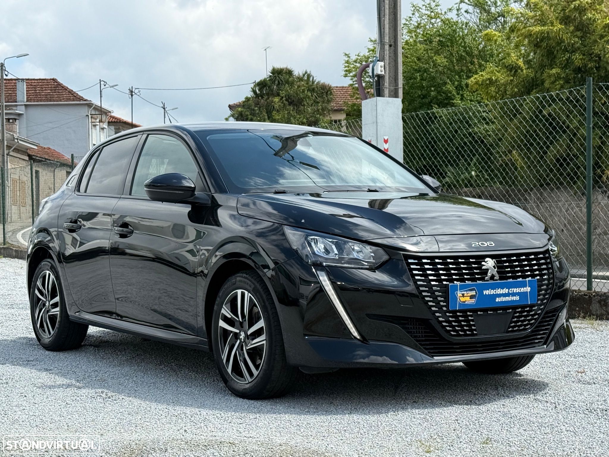 Peugeot 208 1.2 PureTech Allure - 1