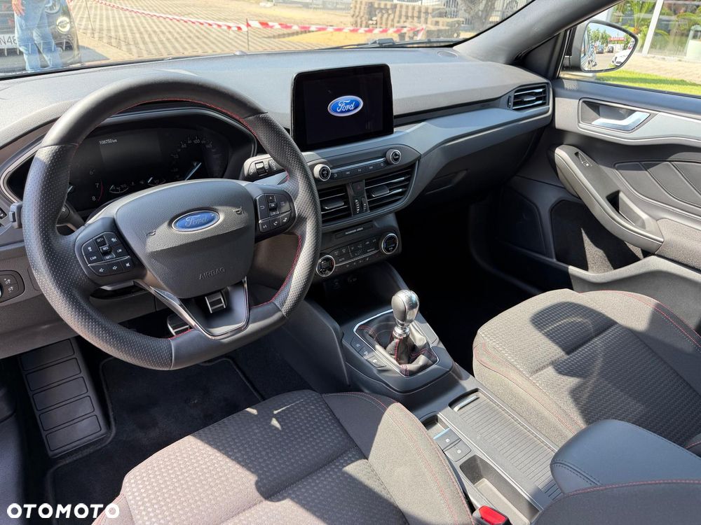 Ford Focus 1.0 EcoBoost mHEV ST-Line - 13