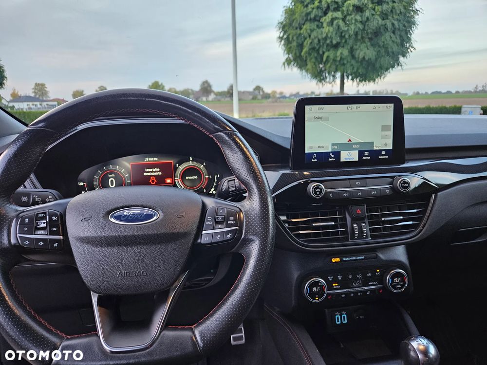 Ford Kuga 2.0 EcoBlue Hybrid ST-LINE X - 12