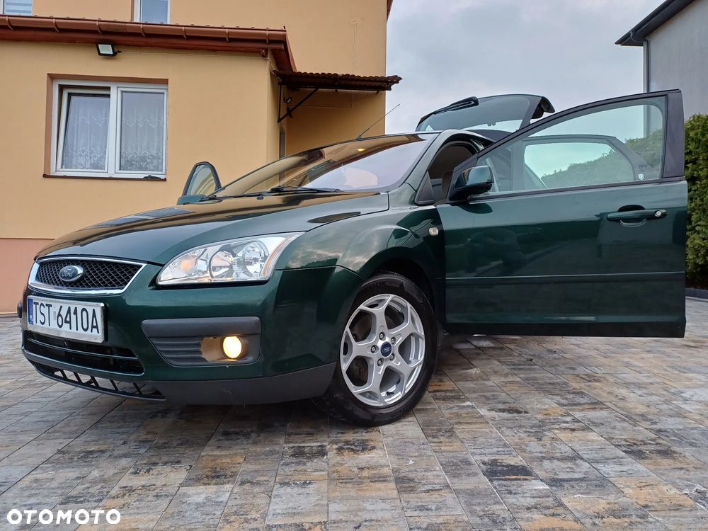Ford Focus 1.6 Ti-VCT Ghia - 23