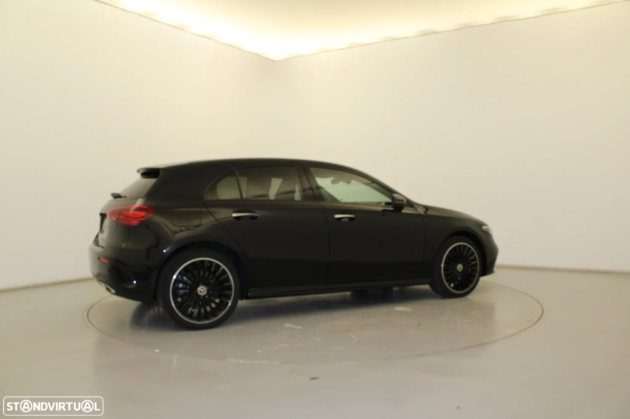 Mercedes-Benz A 250 e - 6