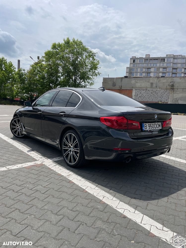 BMW Seria 5 520d xDrive AT - 23