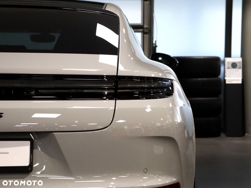 Porsche Panamera 4S E-Hybrid PHEV - 10