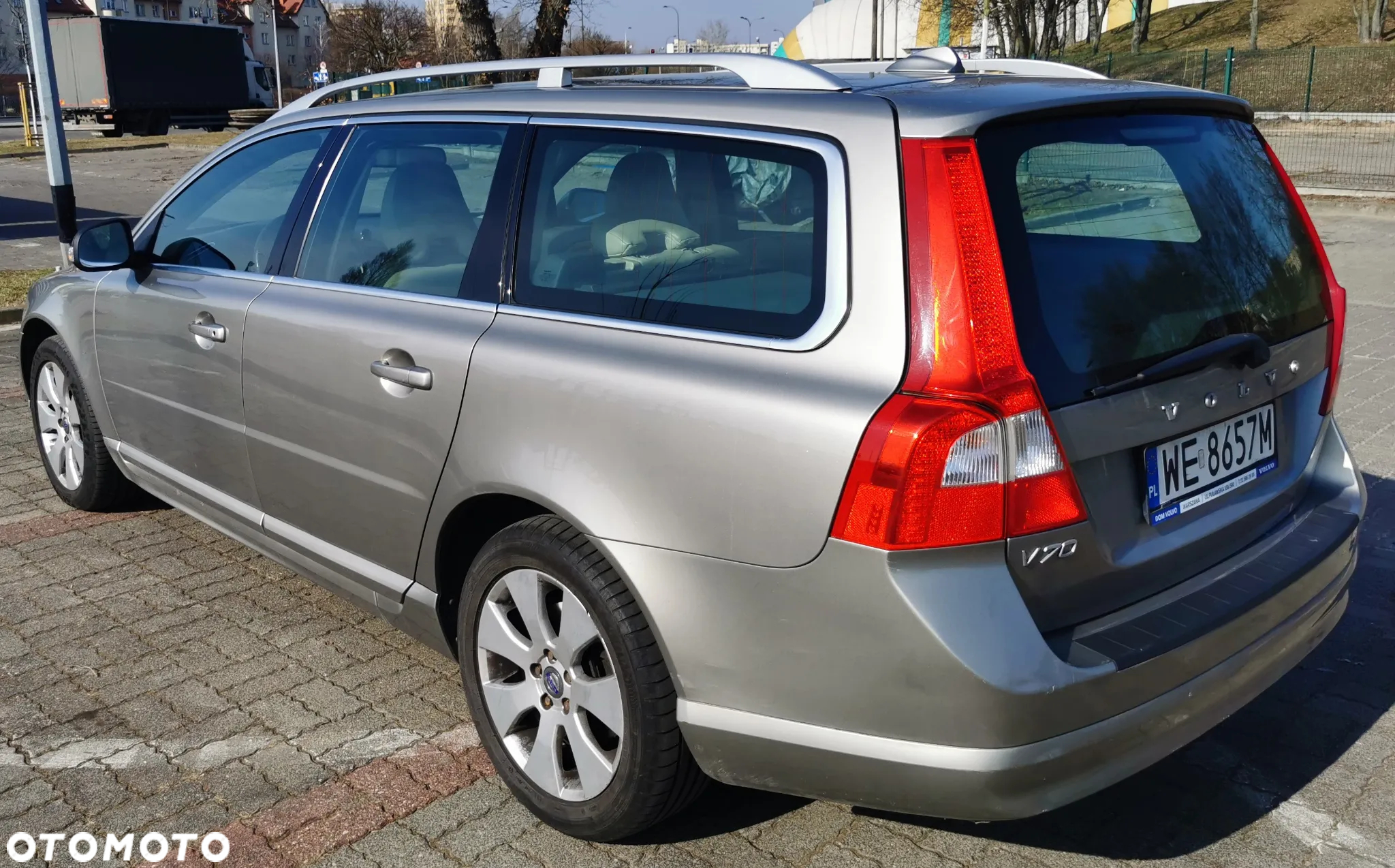Volvo V70 2.4D Summum - 9