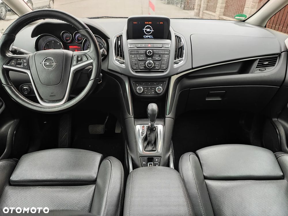 Opel Zafira 2.0 CDTI Cosmo - 8