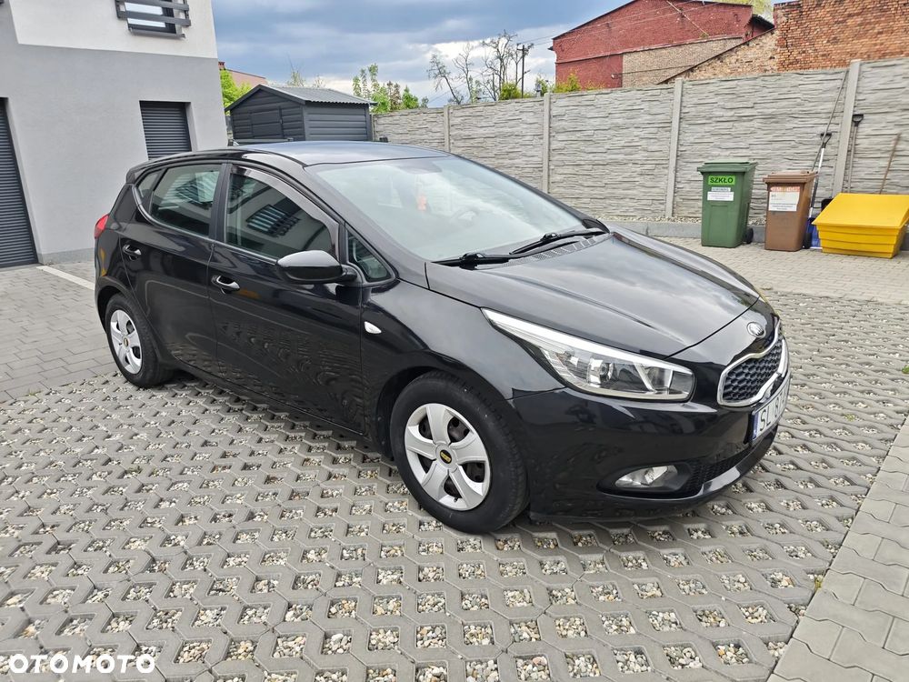 Kia Ceed 1.4 CVVT Vision - 22