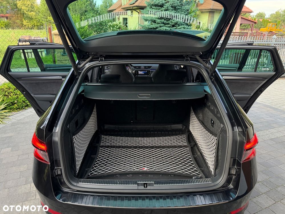 Skoda Superb 2.0 TDI SCR Sportline DSG - 8