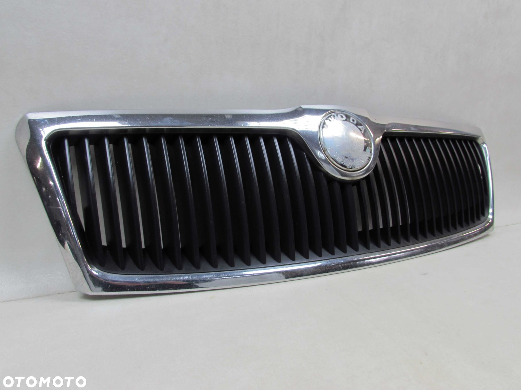 SKODA OCTAVIA II 04-08 ATRAPA CHLODNICY GRILL1Z0853668 - 4