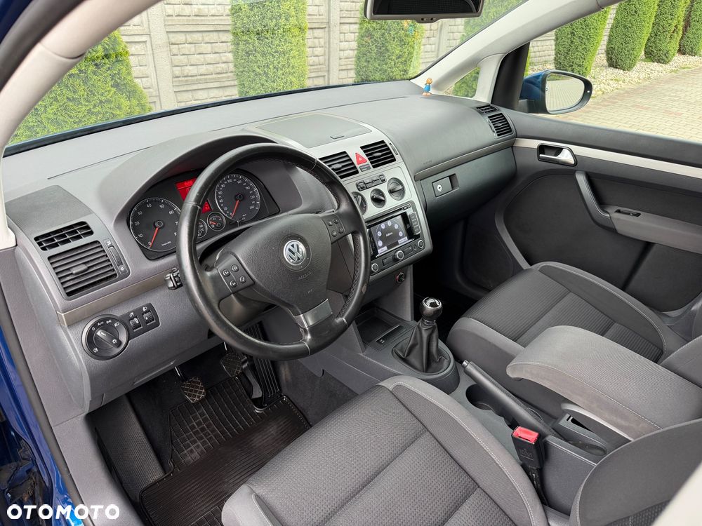 Volkswagen Touran 1.4 TSI Freestyle - 22