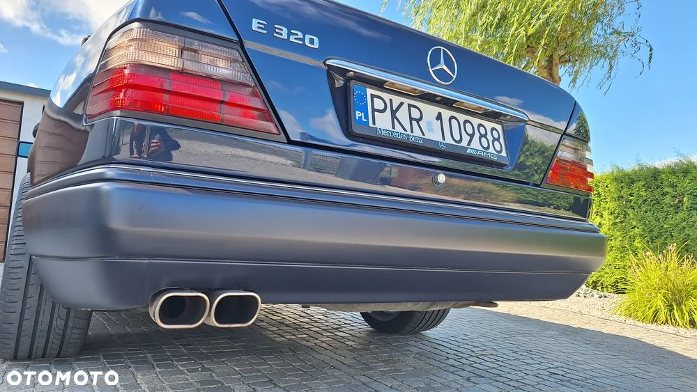 Mercedes-Benz W124 (1984-1993) - 16
