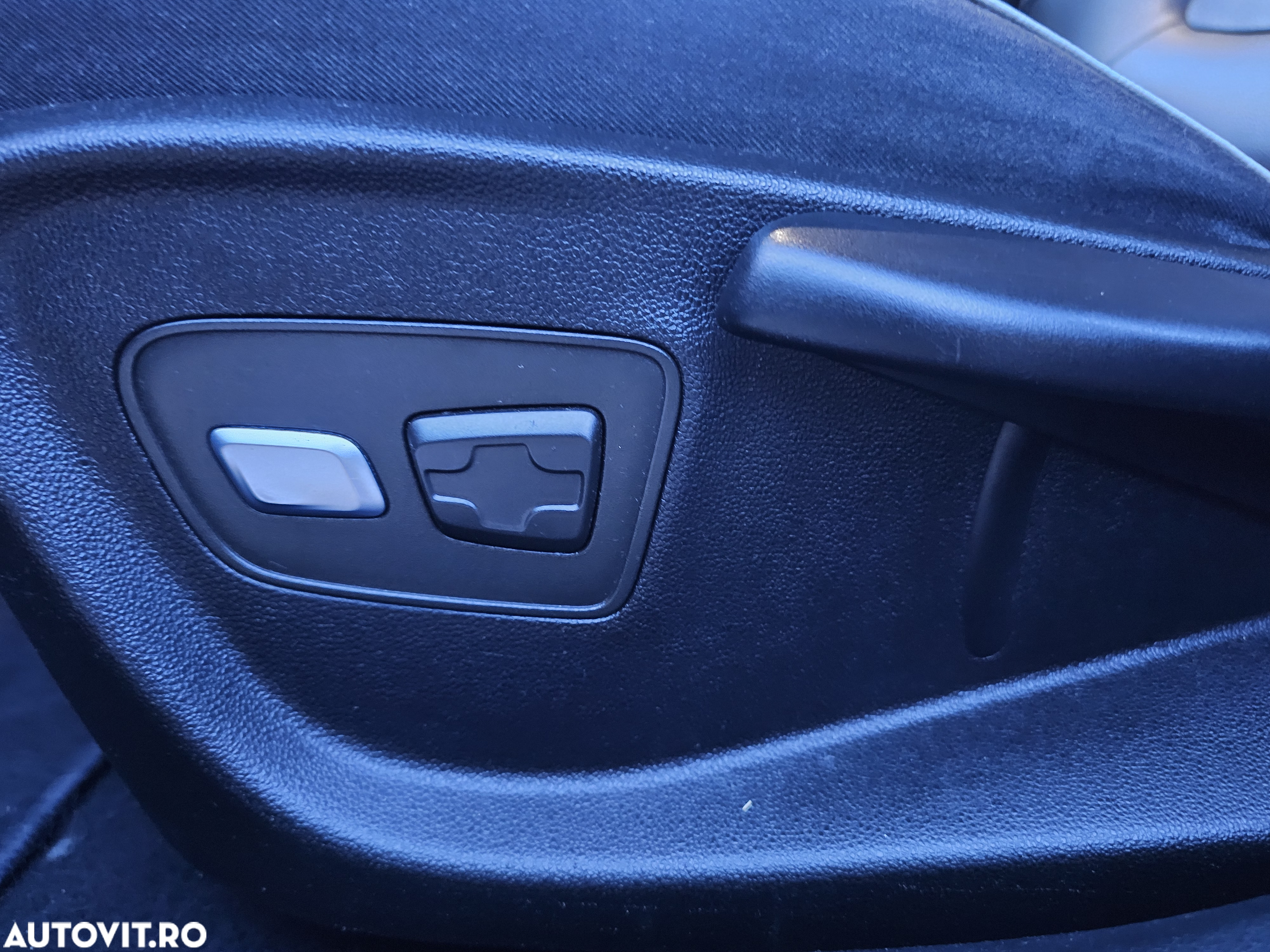 Renault Megane ENERGY dCi 130 BOSE EDITION - 16