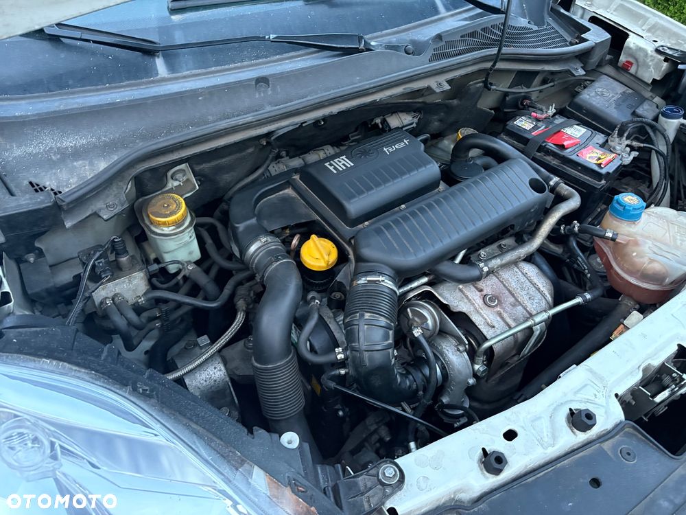 Fiat Doblo 1.4 T-Jet 16V Easy - 10