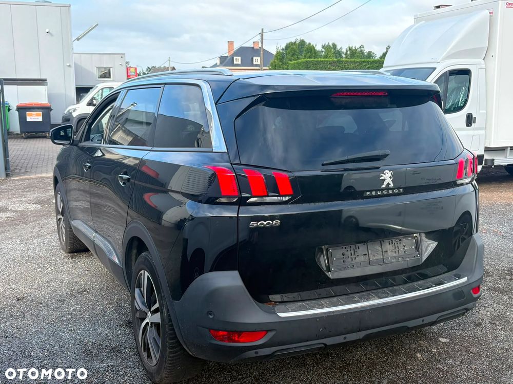 Peugeot 5008 - 4
