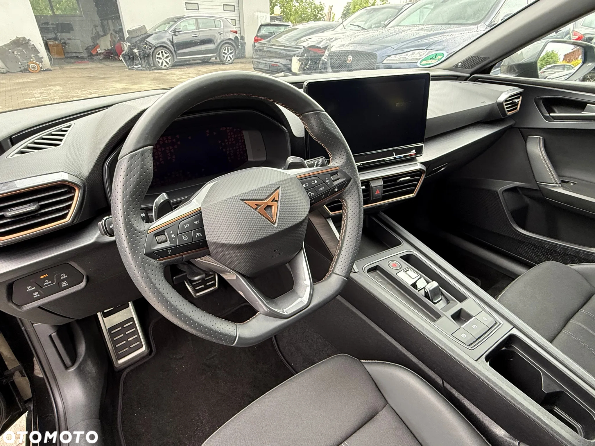 Cupra Leon Sportstourer 2.0 TSI DSG - 13