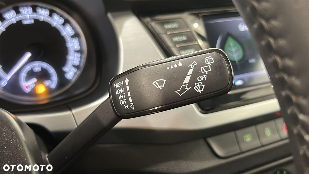 Skoda Fabia 1.0 TSI Ambition - 25