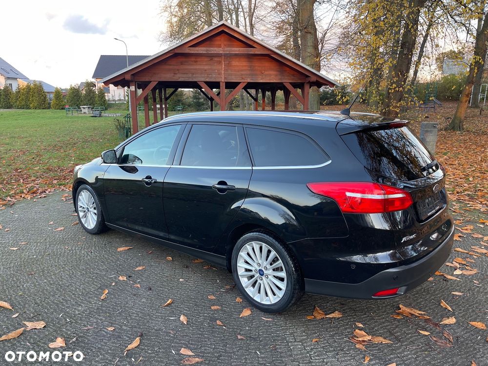 Ford Focus SW ver-turnier-1-5-ecoblue-start--stopp--system-titanium - 3