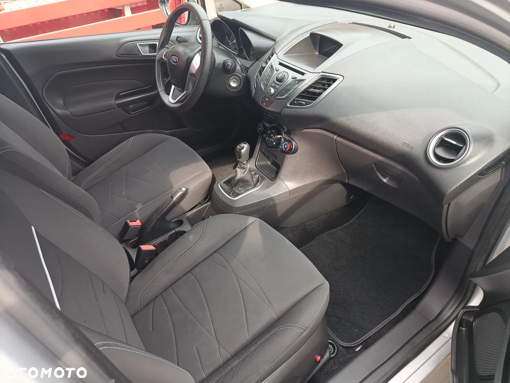 Ford Fiesta 1.25 Champions Edition - 14