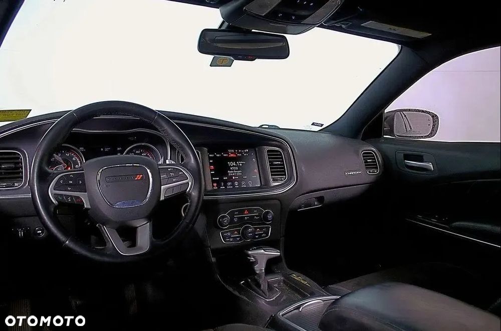 Dodge Charger - 4