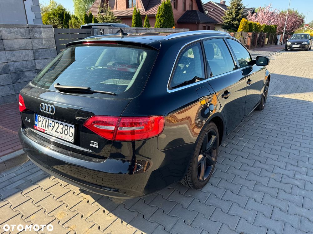 Audi A4 Avant 2.0 TDI quattro design - 10