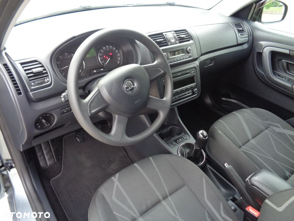 Skoda Fabia 1.2 HTP Ambition Green tec - 14