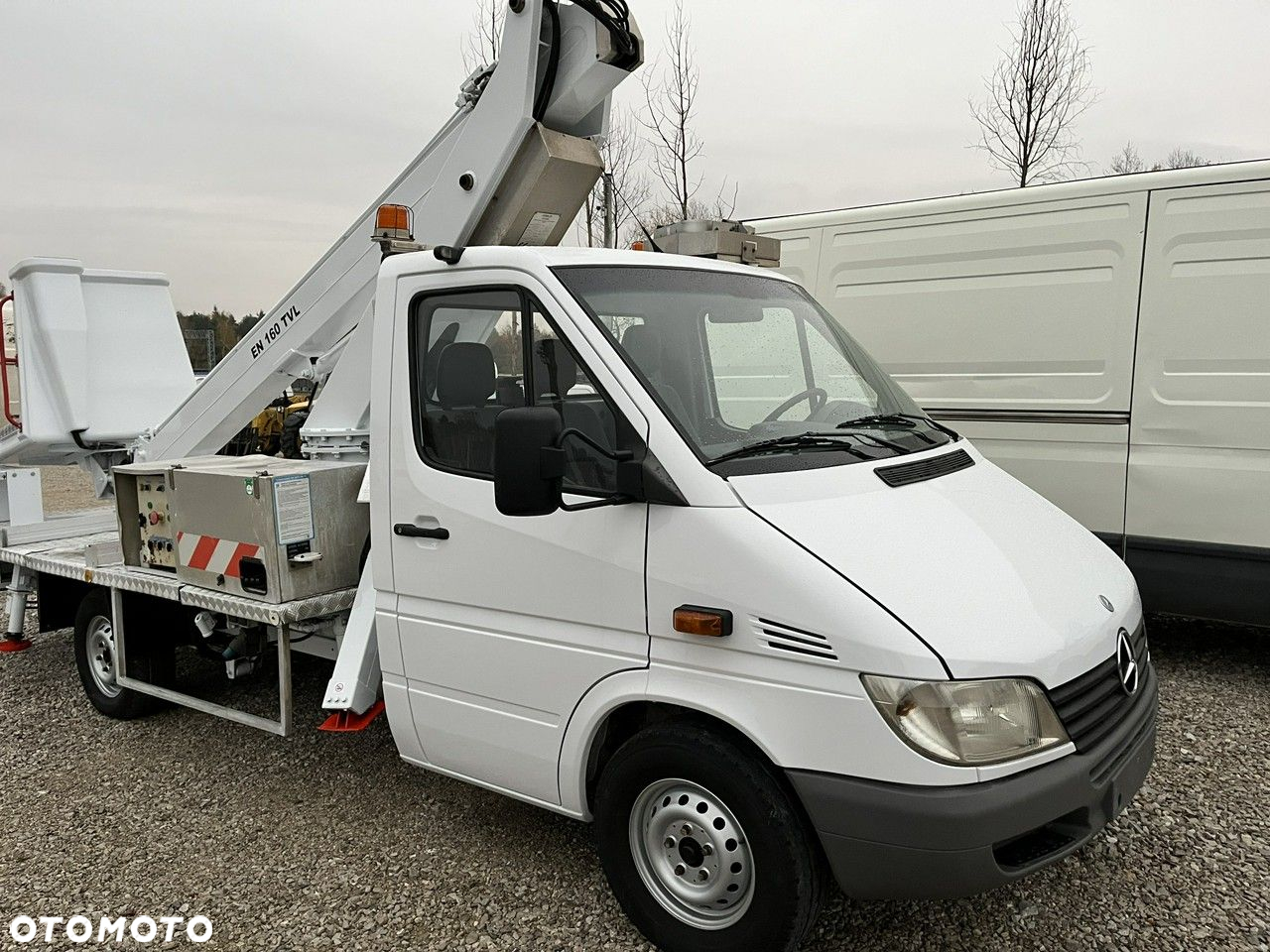 Mercedes-Benz Sprinter - 2