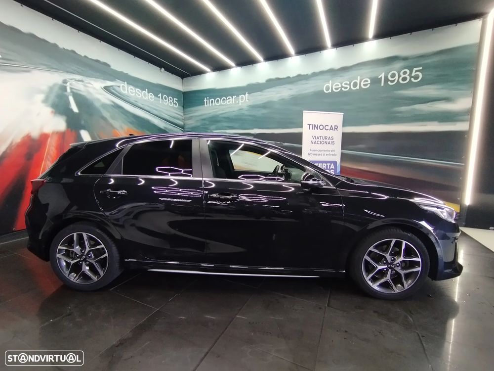 Kia Ceed 1.4 T-GDI GT Line 7DCT — fotografia 3