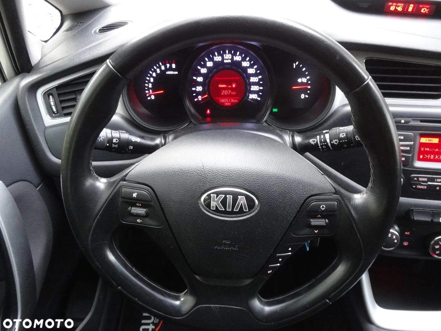 Kia Ceed 1.4 CVVT - 24